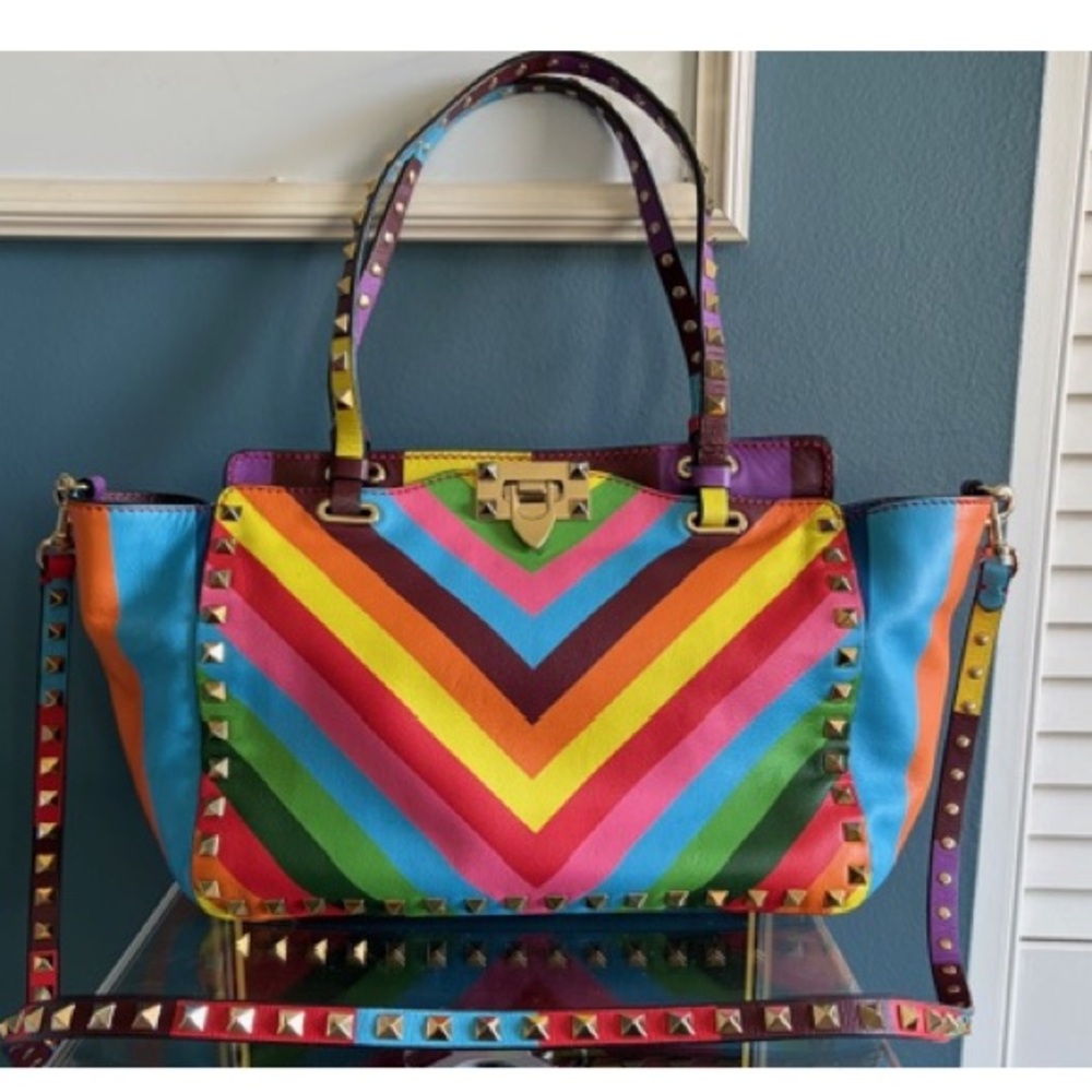 ✨ 🌈 Authentic Valentino Garavani Multicolor “1973” Chevron Rockstud Bag 🌈 ✨